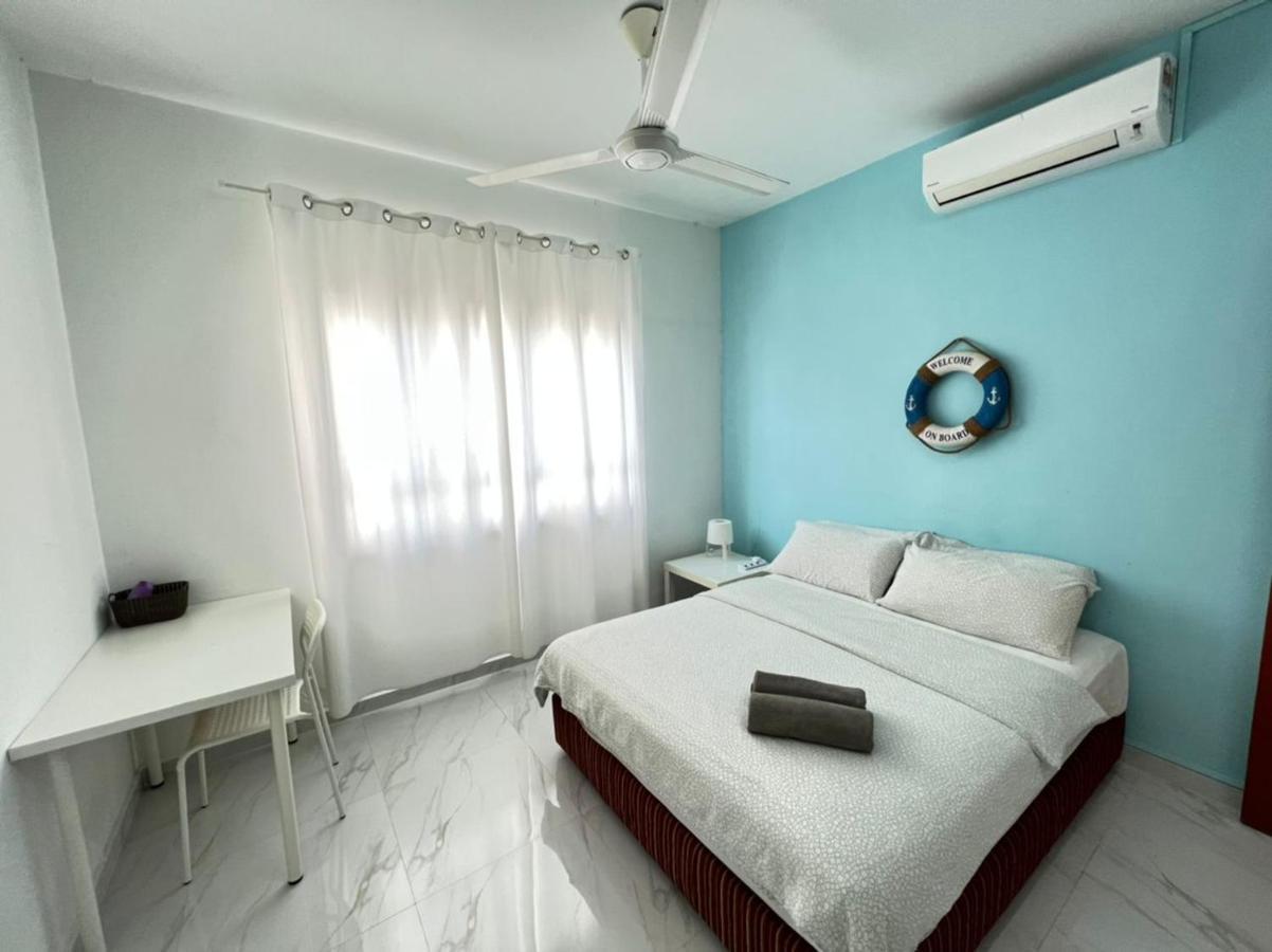 Seaview Holiday Apartment 2 - Free Wifi & Netflix Kuala Terengganu Zewnętrze zdjęcie