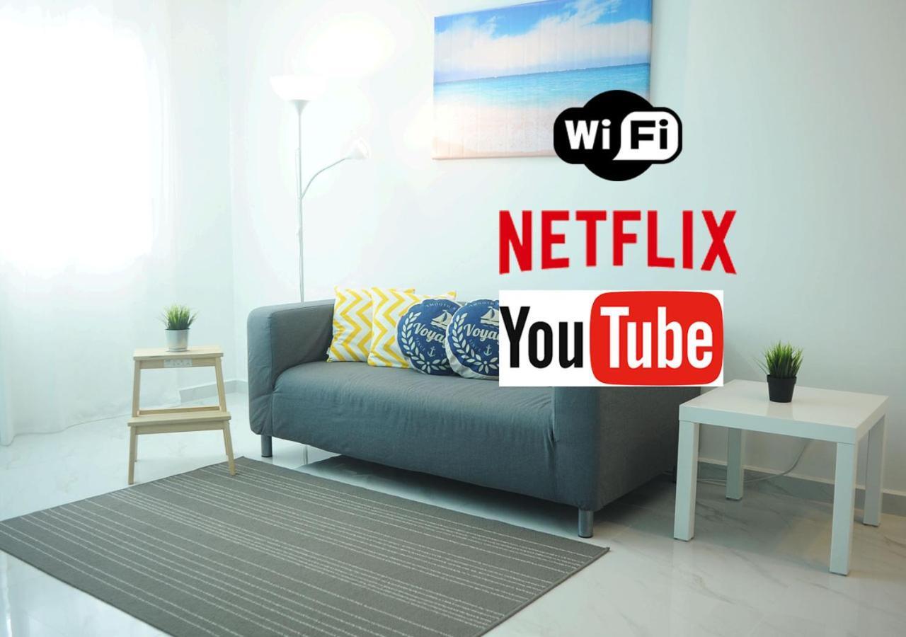 Seaview Holiday Apartment 2 - Free Wifi & Netflix Kuala Terengganu Zewnętrze zdjęcie